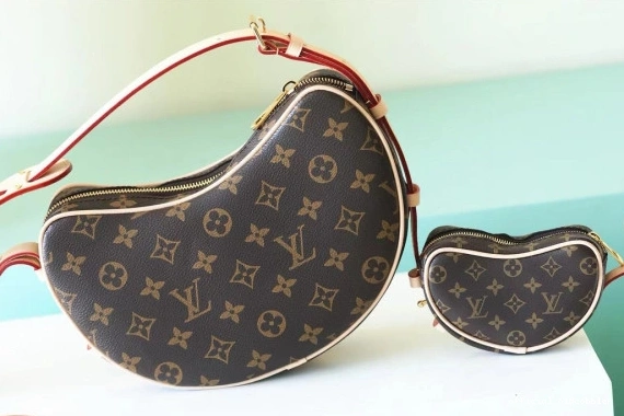 Official oldcobbler LOUIS MM VUITTON Croissant 0708